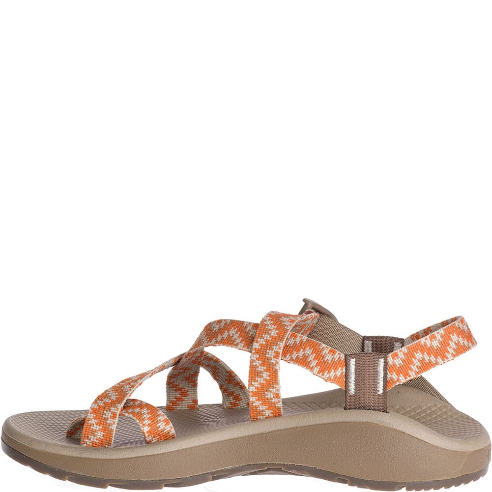 tan chaco sandals